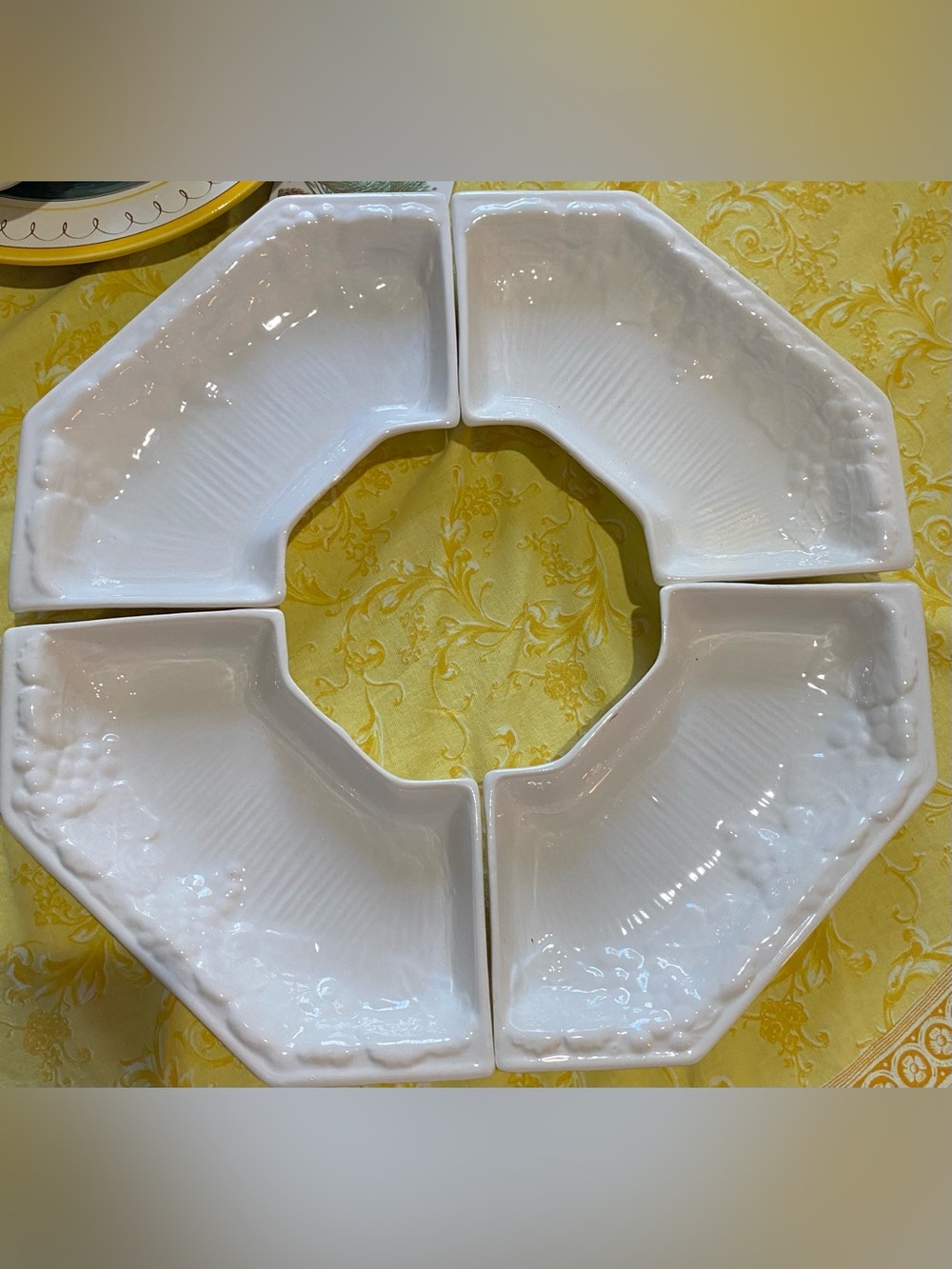 Set of 4 California Pottery matching Lazy Susan. Each can be used separatelyEUC
